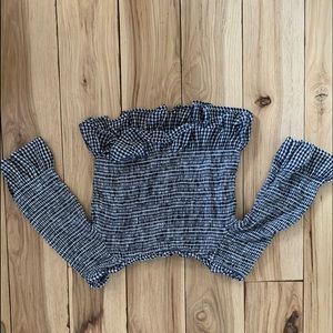 American Eagle off the shoulder shirt